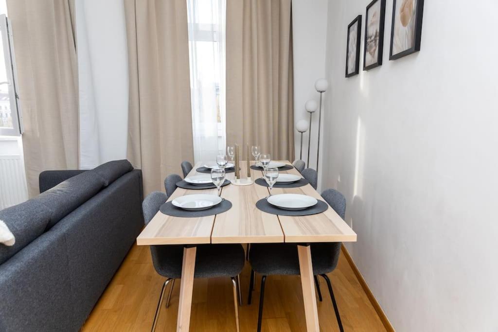 Orestaliving- 3Br On The Daube Canal/Friedensbruecke Wien Exterior foto
