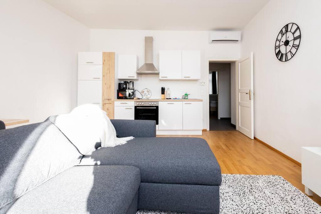 Orestaliving- 3Br On The Daube Canal/Friedensbruecke Wien Exterior foto
